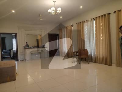 UPPER PORTION FOR RENT