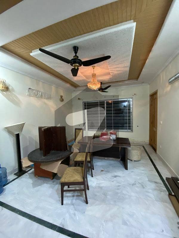 جی ۔ 13 اسلام آباد میں 3 کمروں کا 10 مرلہ زیریں پورشن 1.05 لاکھ میں کرایہ پر دستیاب ہے۔ جی ۔ 13 اسلام آباد میں 3 کمروں کا 10 مرلہ زیریں پورشن 1.05 لاکھ میں کرایہ پر دستیاب ہے۔