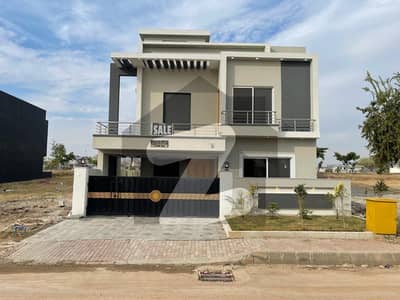 10 marla modren house in great unbeatable price for sals