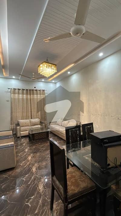 سبزہ زار سکیم لاہور میں 5 کمروں کا 7 مرلہ مکان 2.88 کروڑ میں برائے فروخت۔