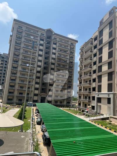 عسکری ہائیٹس 4 ڈی ایچ اے فیز 5 - سیکٹر ایچ,ڈی ایچ اے ڈیفینس فیز 5,ڈی ایچ اے ڈیفینس,اسلام آباد میں 3 کمروں کا 12 مرلہ فلیٹ 3.05 کروڑ میں برائے فروخت۔