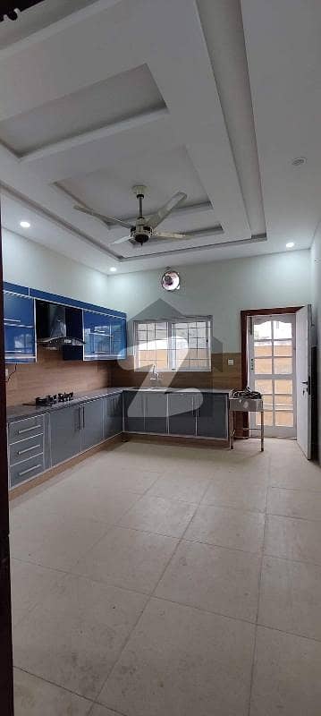 kanal Ground portion available for rent Bahria enclave Islamabad