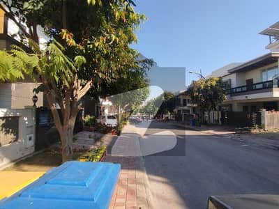 Sector G 8 Marla Street 4 Solid Land Develop Plot For Sale Close to Masjid and Park