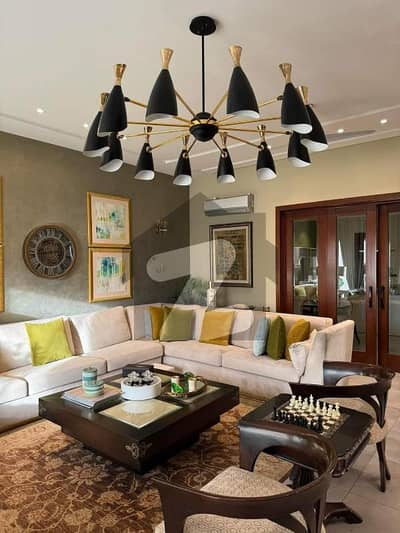 ڈی ایچ اے فیز 2 ڈیفنس (ڈی ایچ اے),لاہور میں 7 کمروں کا 2 کنال مکان 15.0 کروڑ میں برائے فروخت۔