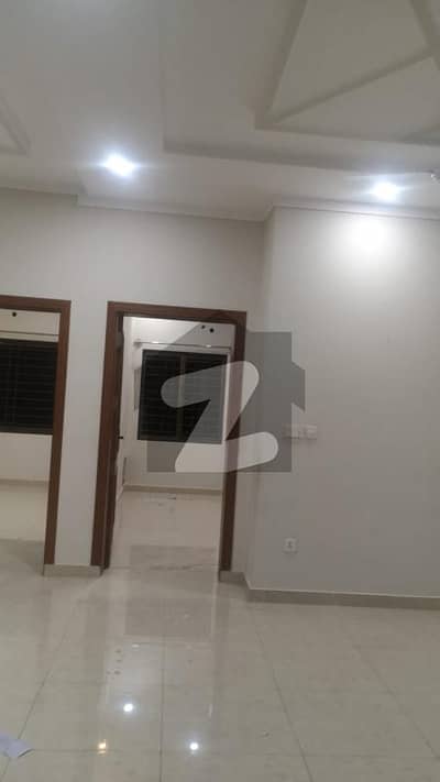 Like A Brend new House Sngl store owner Built