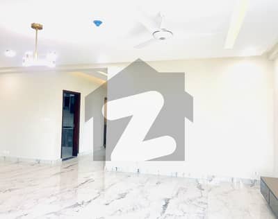 عسکری 11 عسکری,لاہور میں 3 کمروں کا 10 مرلہ مکان 3.8 کروڑ میں برائے فروخت۔