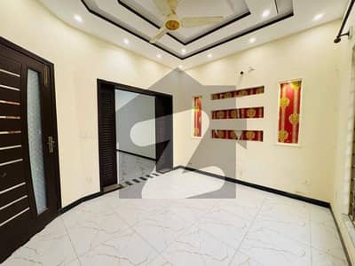 بحریہ ٹاؤن فیز 8 ۔ خالد بلاک بحریہ ٹاؤن فیز 8 ۔ سفاری ویلی,بحریہ ٹاؤن فیز 8,بحریہ ٹاؤن راولپنڈی,راولپنڈی میں 3 کمروں کا 7 مرلہ مکان 75.0 ہزار میں کرایہ پر دستیاب ہے۔ بحریہ ٹاؤن فیز 8 ۔ خالد بلاک بحریہ ٹاؤن فیز 8 ۔ سفاری ویلی,بحریہ ٹاؤن فیز 8,بحریہ ٹاؤن راولپنڈی,راولپنڈی میں 3 کمروں کا 7 مرلہ مکان 75.0 ہزار میں کرایہ پر دستیاب ہے۔