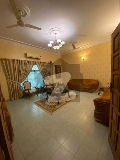 FULLY MAINTAINED BANGLOW - WESTOPEN