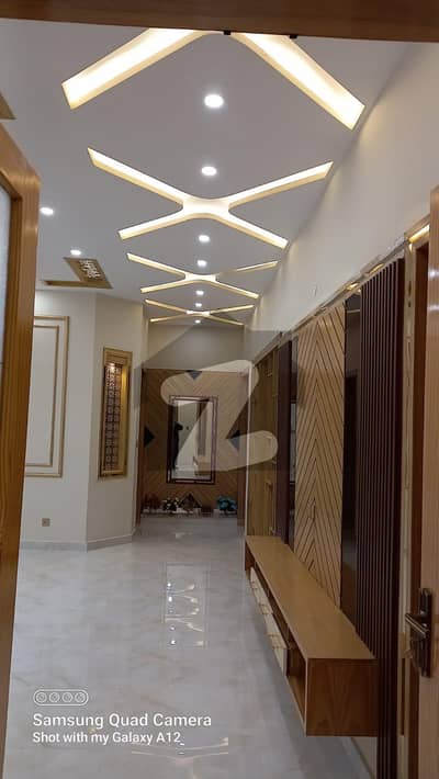 میڈیا ٹاؤن ۔ بلاک ڈی میڈیا ٹاؤن,راولپنڈی میں 7 کمروں کا 12 مرلہ مکان 6.65 کروڑ میں برائے فروخت۔