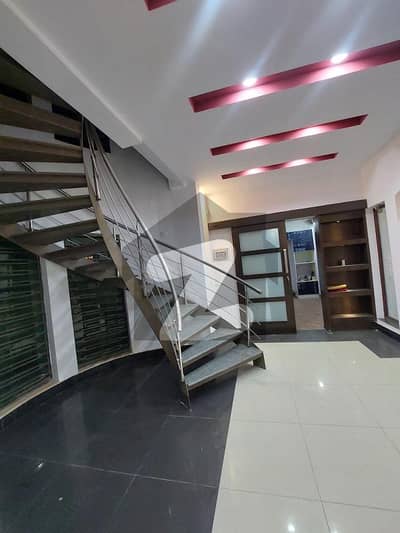 Safari villas 3 Available for rent in Bahria Town Phase 3