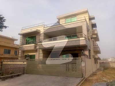 ایف ۔ 17/2 ایف ۔ 17,اسلام آباد میں 5 کمروں کا 14 مرلہ مکان 5.0 کروڑ میں برائے فروخت۔