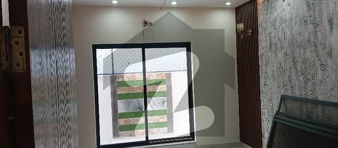 8 Marla House For Sale In Divine Garden New Air Port Road Lahore Cantt 3 Bed With Attached Bathroom And Kitchen Store D/D Tvl Store S/Q Price,,31000000