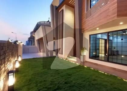 جی ۔ 14 اسلام آباد میں 7 کمروں کا 1 کنال مکان 19.5 کروڑ میں برائے فروخت۔