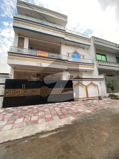 ائیرپورٹ ہاؤسنگ سوسائٹی - سیکٹر 4 ائیرپورٹ ہاؤسنگ سوسائٹی,راولپنڈی میں 6 کمروں کا 6 مرلہ مکان 2.4 کروڑ میں برائے فروخت۔