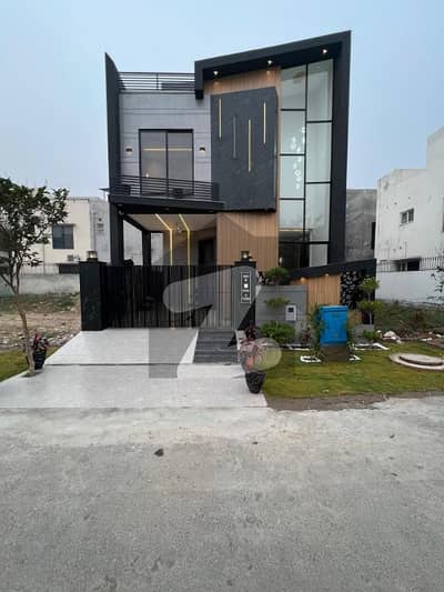 5 Marla Luxury House For Sale In DHA Phase 9 Town Lahore | Elegant Design