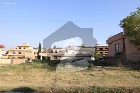 گلشن آباد راولپنڈی میں 10 مرلہ رہائشی پلاٹ 90.0 لاکھ میں برائے فروخت۔