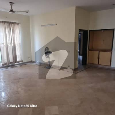 واپڈا ٹاؤن فیز 1 واپڈا ٹاؤن,لاہور میں 3 کمروں کا 1 کنال بالائی پورشن 1.0 لاکھ میں کرایہ پر دستیاب ہے۔