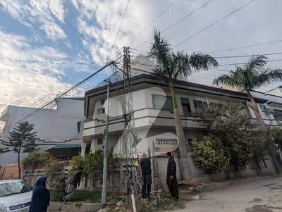 چکلالہ سکیم 3 چکلالہ سکیم,راولپنڈی میں 2 کمروں کا 10 مرلہ بالائی پورشن 55.0 ہزار میں کرایہ پر دستیاب ہے۔