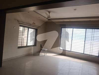 سوان گارڈن ۔ بلاک سی سوان گارڈن,اسلام آباد میں 10 کمروں کا 1 کنال عمارت 3.0 لاکھ میں کرایہ پر دستیاب ہے۔