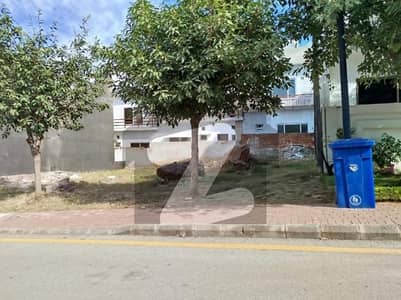 Bahria Enclave Sector i 5 Marla Devlop plot For Sale