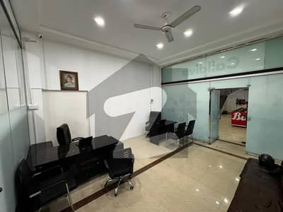 1000 Sq Ft Furnished Premium Office Space Available For Rent