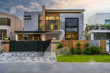 ڈی ایچ اے فیز 6 ڈیفنس (ڈی ایچ اے),لاہور میں 5 کمروں کا 1 کنال مکان 10.5 کروڑ میں برائے فروخت۔