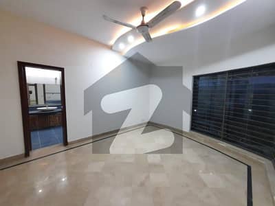 واپڈا ٹاؤن لاہور میں 4 کمروں کا 5 مرلہ مکان 85.0 ہزار میں کرایہ پر دستیاب ہے۔