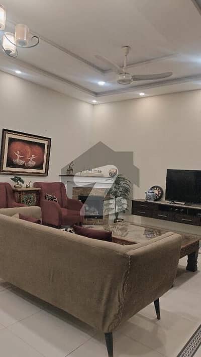 10 Marla House with solar VIP house For Rent Paragon City