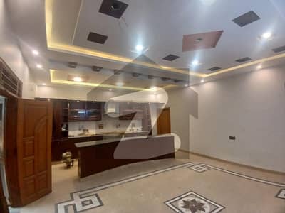 گلستانِِ جوہر ۔ بلاک 3 گلستانِ جوہر,کراچی میں 9 کمروں کا 10 مرلہ مکان 6.5 کروڑ میں برائے فروخت۔