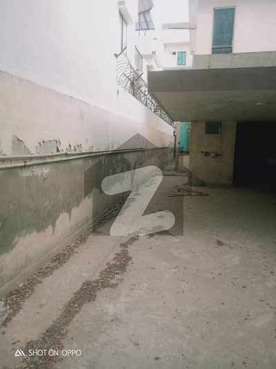 GULSHAN IQBAL BLOCK 7 INDEPENDENT HOUSE FOR COMMERICAL RENT