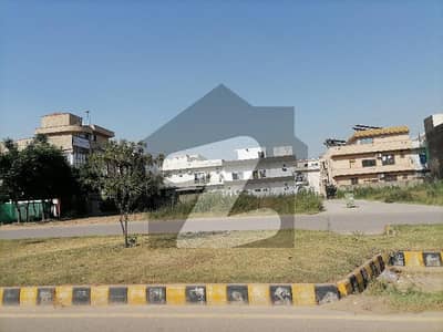 Residential Plot For sale In G-14/2 Islamabad