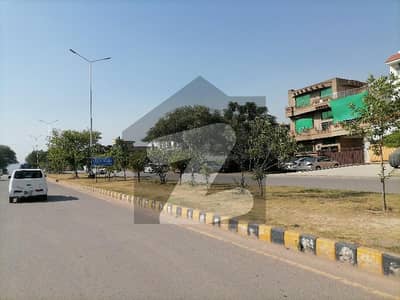 جی ۔ 14/4 جی ۔ 14,اسلام آباد میں 14 مرلہ رہائشی پلاٹ 5.3 کروڑ میں برائے فروخت۔