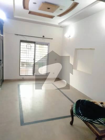 Vip Beautiful 5 Marla Upper Portion Is Available For Rent In Sabzazar Lhr