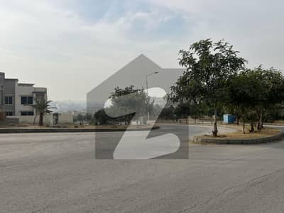 2 Kanal Corner Plot For Sale In Bahria Hamlet