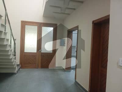 5 MARLA NEW HOUSE AVAILABLE FOR SALE