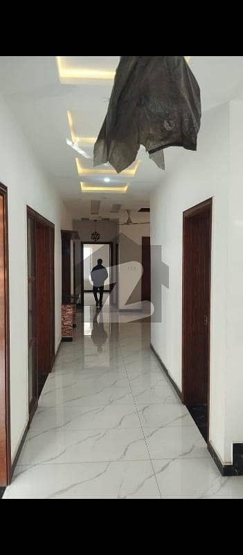 VIP LOCATION ONE GOOD CONDITION HOUSE AVAILABLE FOR SALE