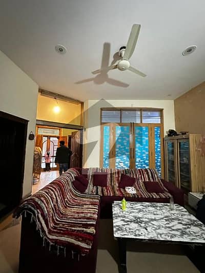 5 MARLA TRIPLE STORY HOUSE FOR SALE COLLEGE ROAD LAHORE