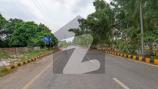 ایل ڈی اے سٹی فیز 1 - بلاک بی بی ایل ڈی اے سٹی فیز 1 - اقبال سیکٹر,ایل ڈی اے سٹی فیز 1,ایل ڈی اے سٹی,ایل ڈی اے روڈ,لاہور میں 1 کنال رہائشی پلاٹ 95.0 لاکھ میں برائے فروخت۔