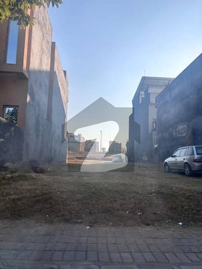 10 Marla Residential Plot for Sale in Bahria Town Phase 8 Block H