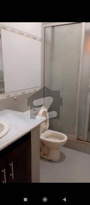 ڈی ایچ اے ڈیفینس فیز 1 ڈی ایچ اے ڈیفینس,اسلام آباد میں 3 کمروں کا 1 کنال بالائی پورشن 75.0 ہزار میں کرایہ پر دستیاب ہے۔