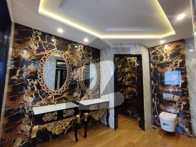 ڈریم گارڈنز ڈیفینس روڈ,لاہور میں 3 کمروں کا 5 مرلہ مکان 2.25 کروڑ میں برائے فروخت۔