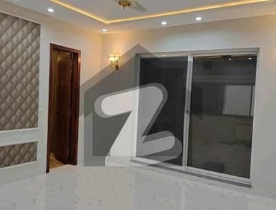 ڈریم گارڈنز ڈیفینس روڈ,لاہور میں 3 کمروں کا 5 مرلہ مکان 2.7 کروڑ میں برائے فروخت۔