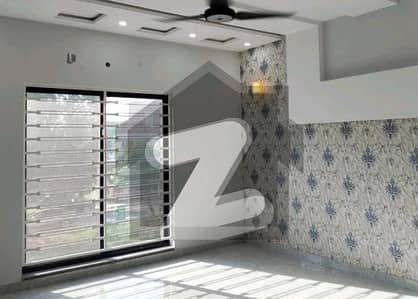 ڈریم گارڈنز ڈیفینس روڈ,لاہور میں 2 کمروں کا 3 مرلہ مکان 1.9 کروڑ میں برائے فروخت۔