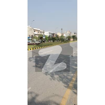 2 Kanal Hot Located Plot Available For Sale