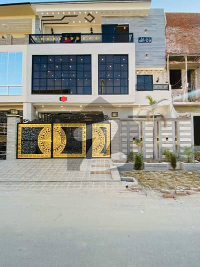 بش ایگزیکٹو ولاز ملتان میں 6 کمروں کا 7 مرلہ مکان 2.9 کروڑ میں برائے فروخت۔