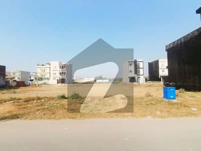 5 Marla Pair Plots Available For Sale In Khayaban E Zafar Housing Society Lahore.