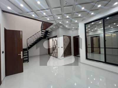 ایڈن آچرڈ فیصل آباد میں 3 کمروں کا 5 مرلہ مکان 2.35 کروڑ میں برائے فروخت۔