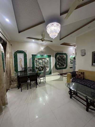 ملٹری اکاؤنٹس ہاؤسنگ سوسائٹی لاہور میں 5 کمروں کا 8 مرلہ مکان 2.5 کروڑ میں برائے فروخت۔