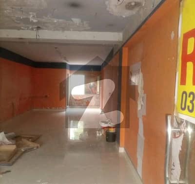 Shop In I-8 Sized 850 Square Feet Is Available