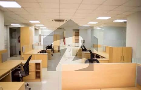 مین بلیوارڈ گلبرگ گلبرگ,لاہور میں 4 کمروں کا 14 مرلہ دفتر 6.0 لاکھ میں کرایہ پر دستیاب ہے۔